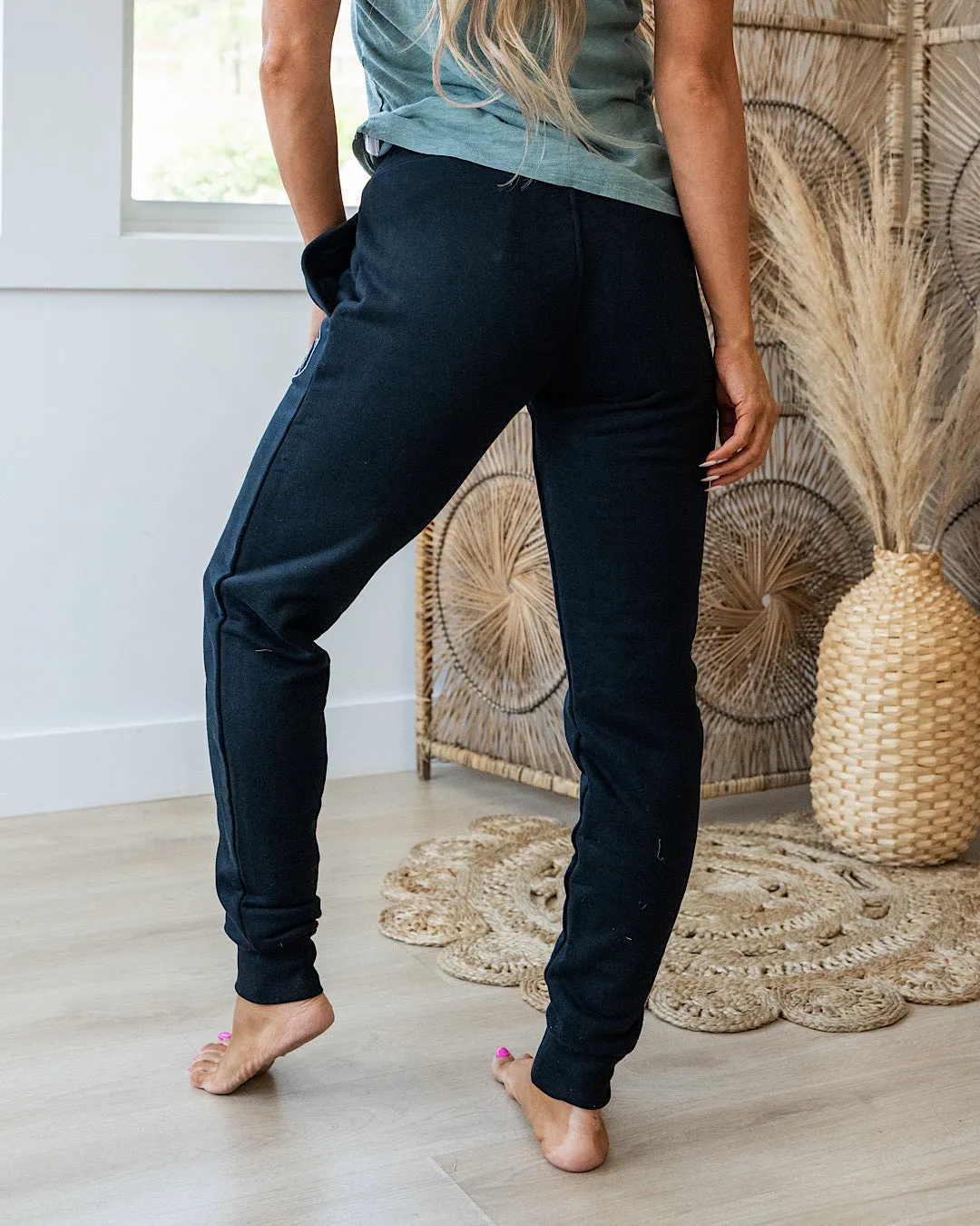 Wanakome Adley Joggers - Black