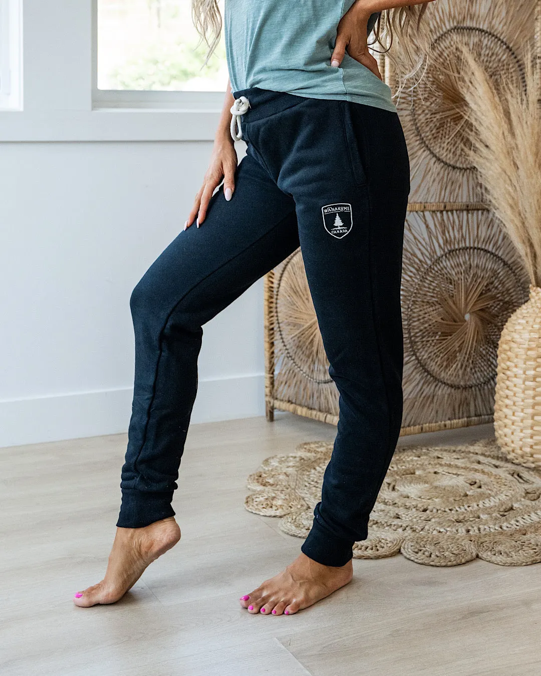 Wanakome Adley Joggers - Black