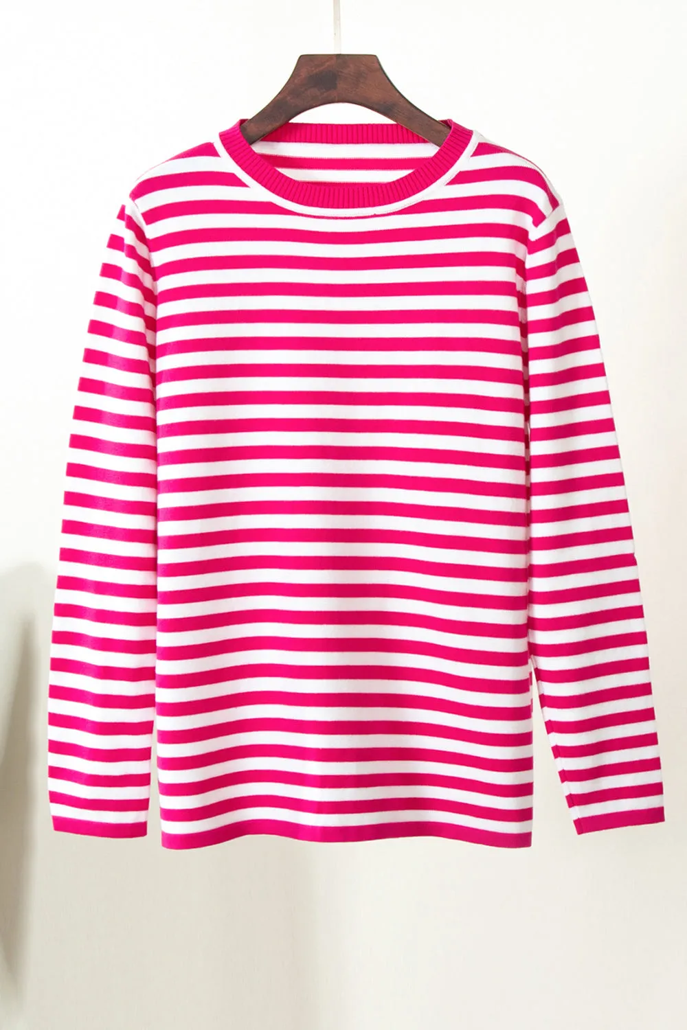 Women's Cozy Striped Sweater with Round Neck and Long Sleeves